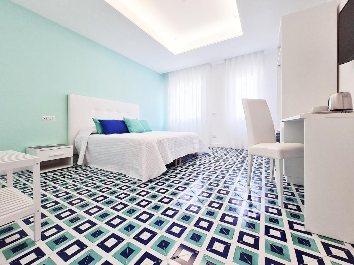 Bed and Breakfast Domus Sole Сорренто Экстерьер фото