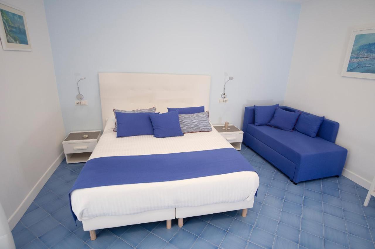 Bed and Breakfast Domus Sole Сорренто Экстерьер фото