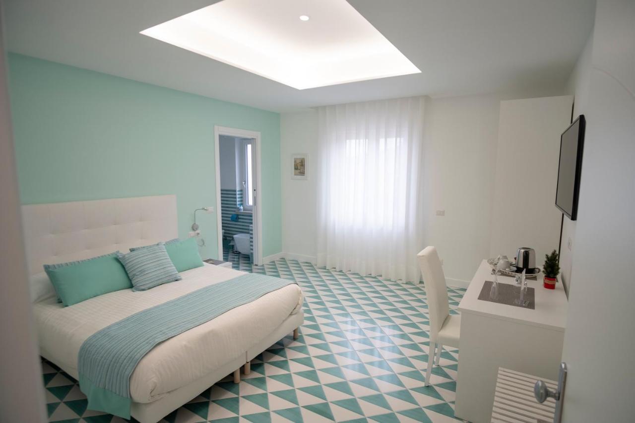 Bed and Breakfast Domus Sole Сорренто Экстерьер фото