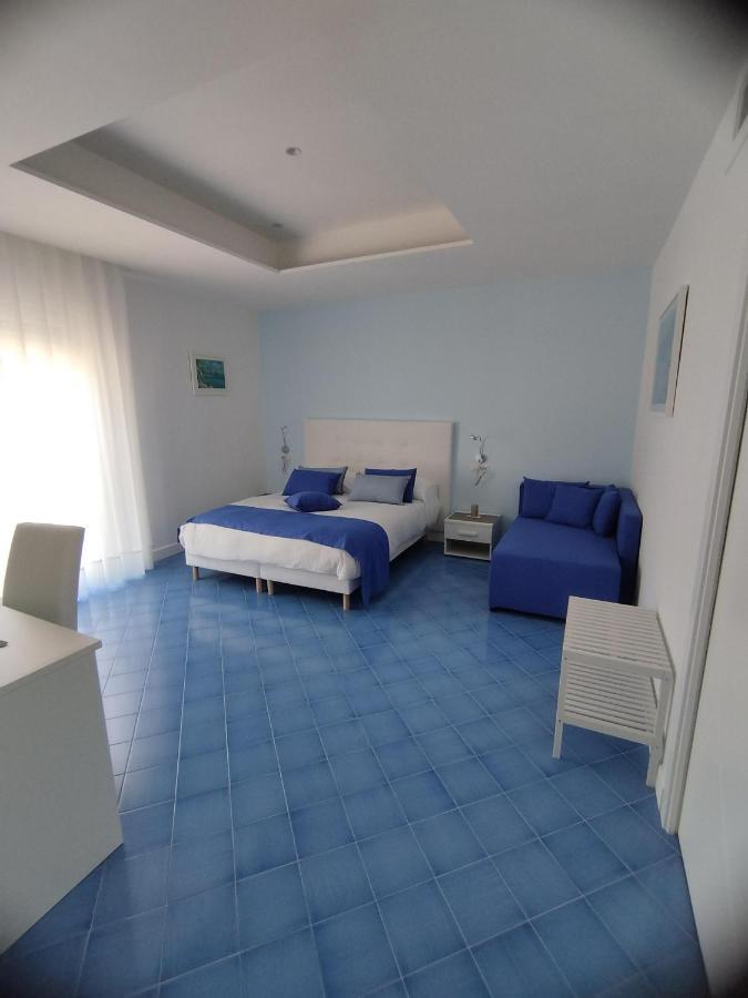 Bed and Breakfast Domus Sole Сорренто Экстерьер фото