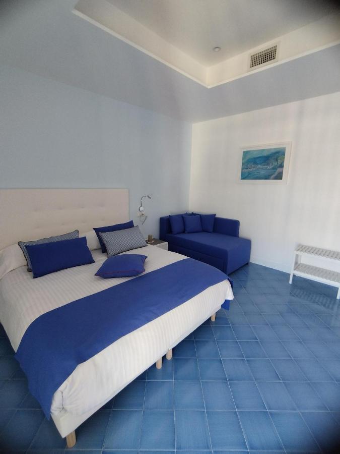 Bed and Breakfast Domus Sole Сорренто Экстерьер фото